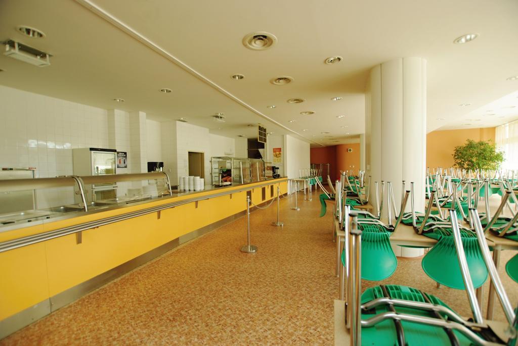 Hotel Kolej Akademie Brünn Exterior foto